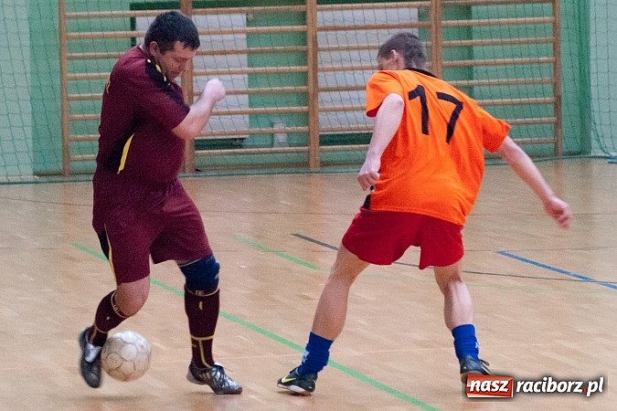 Zdjęcie w galerii na portalu naszraciborz.pl: Bad Boys gromią, Pietrowice gaszą Płomień wiadomości z regionu