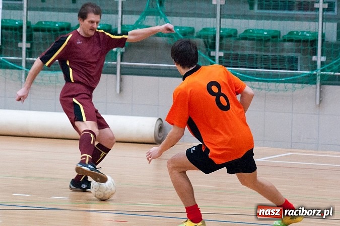 Zdjęcie w galerii na portalu naszraciborz.pl: Bad Boys gromią, Pietrowice gaszą Płomień wiadomości z regionu