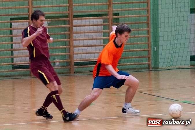 Zdjęcie w galerii na portalu naszraciborz.pl: Bad Boys gromią, Pietrowice gaszą Płomień wiadomości z regionu