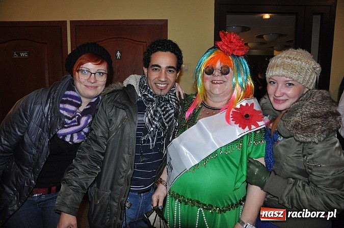 Zdjęcie w galerii na portalu naszraciborz.pl: Ostatki w Krzanowicach tradycyjnie z pogrzebaniem basa wiadomości z regionu