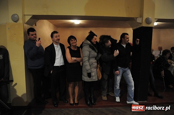 Zdjęcie w galerii na portalu naszraciborz.pl: Ostatki w Krzanowicach tradycyjnie z pogrzebaniem basa wiadomości z regionu