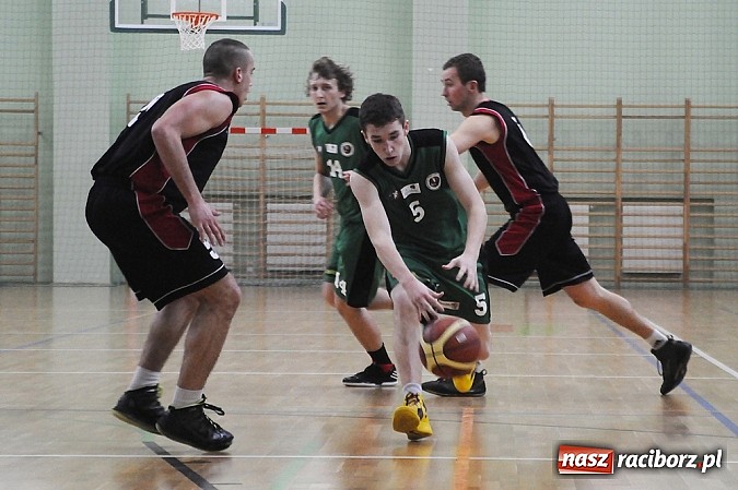 Zdjęcie w galerii na portalu naszraciborz.pl:  RKK-AZS na mecie koszykarskich rozgrywek wiadomości z regionu