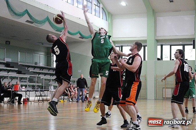 Zdjęcie w galerii na portalu naszraciborz.pl:  RKK-AZS na mecie koszykarskich rozgrywek wiadomości z regionu