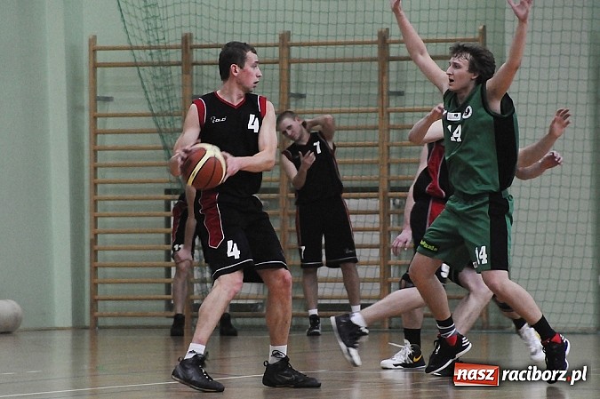 Zdjęcie w galerii na portalu naszraciborz.pl:  RKK-AZS na mecie koszykarskich rozgrywek wiadomości z regionu