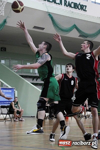 Zdjęcie w galerii na portalu naszraciborz.pl:  RKK-AZS na mecie koszykarskich rozgrywek wiadomości z regionu