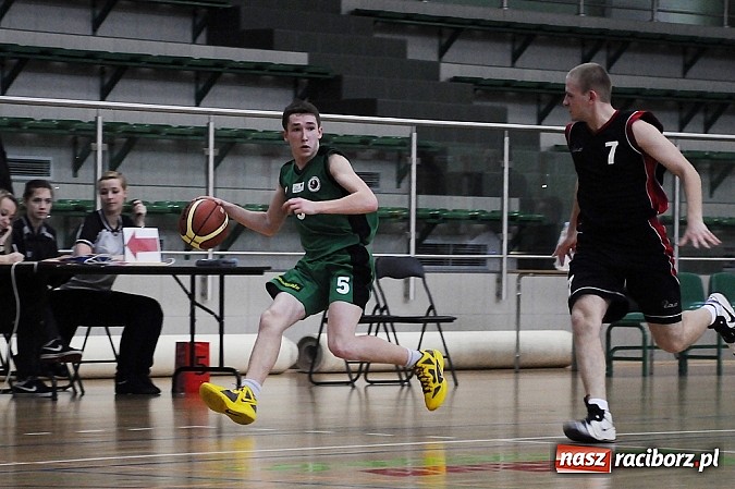 Zdjęcie w galerii na portalu naszraciborz.pl:  RKK-AZS na mecie koszykarskich rozgrywek wiadomości z regionu