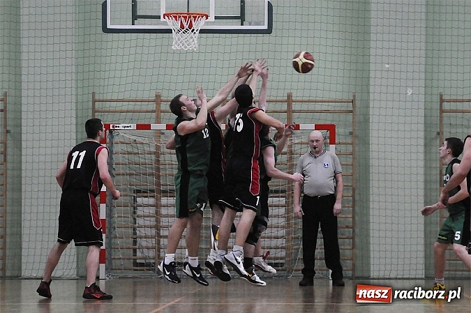 Zdjęcie w galerii na portalu naszraciborz.pl:  RKK-AZS na mecie koszykarskich rozgrywek wiadomości z regionu