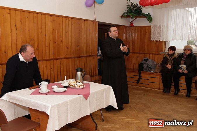 Zdjęcie w galerii na portalu naszraciborz.pl: Ks. Piotr Bekierz: Zakochałem się w Camino wiadomości z regionu