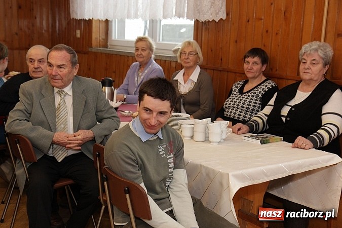 Zdjęcie w galerii na portalu naszraciborz.pl: Ks. Piotr Bekierz: Zakochałem się w Camino wiadomości z regionu