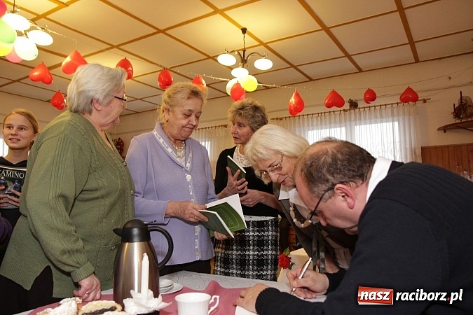 Zdjęcie w galerii na portalu naszraciborz.pl: Ks. Piotr Bekierz: Zakochałem się w Camino wiadomości z regionu