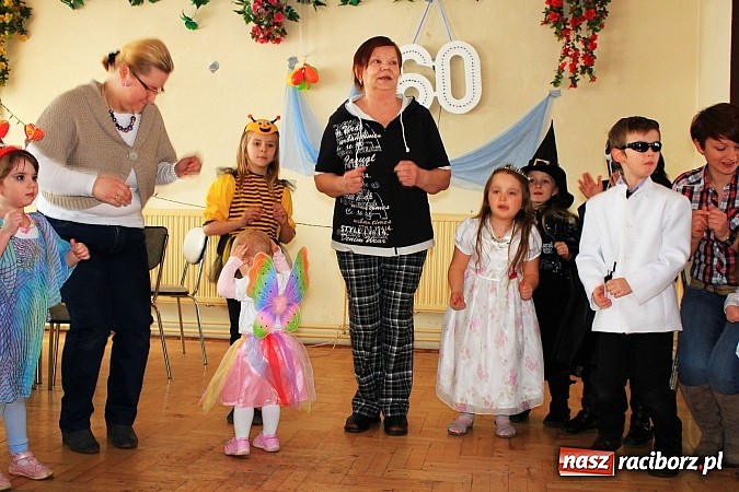 Zdjęcie w galerii na portalu naszraciborz.pl: Wielki bal przebierańców w pensjonacie Moravia wiadomości z regionu