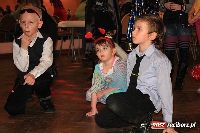 Zdjęcie w galerii na portalu naszraciborz.pl: Integracyjnie i karnawałowo w DK Krzanowice wiadomości z regionu