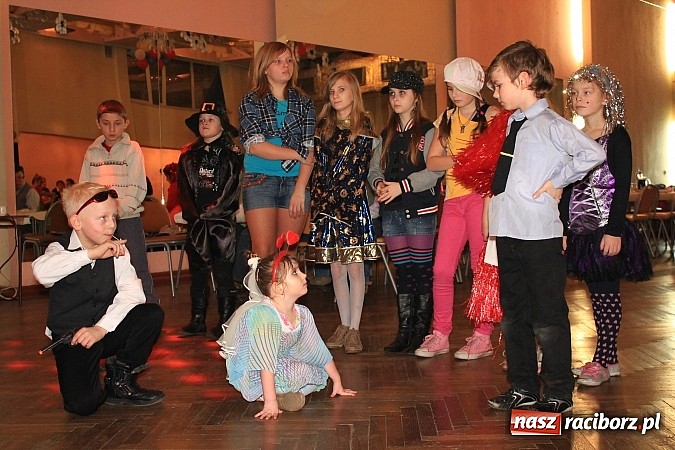 Zdjęcie w galerii na portalu naszraciborz.pl: Integracyjnie i karnawałowo w DK Krzanowice wiadomości z regionu