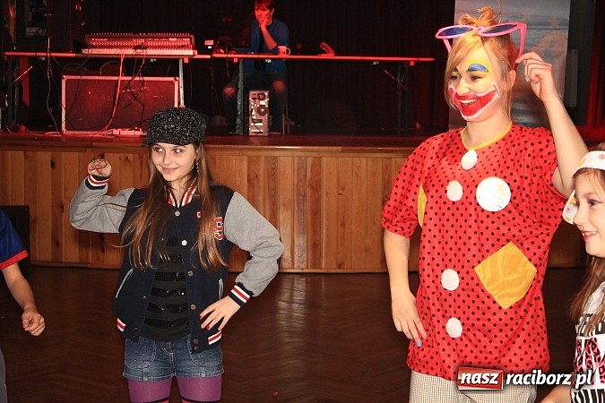 Zdjęcie w galerii na portalu naszraciborz.pl: Integracyjnie i karnawałowo w DK Krzanowice wiadomości z regionu