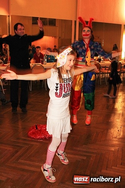Zdjęcie w galerii na portalu naszraciborz.pl: Integracyjnie i karnawałowo w DK Krzanowice wiadomości z regionu