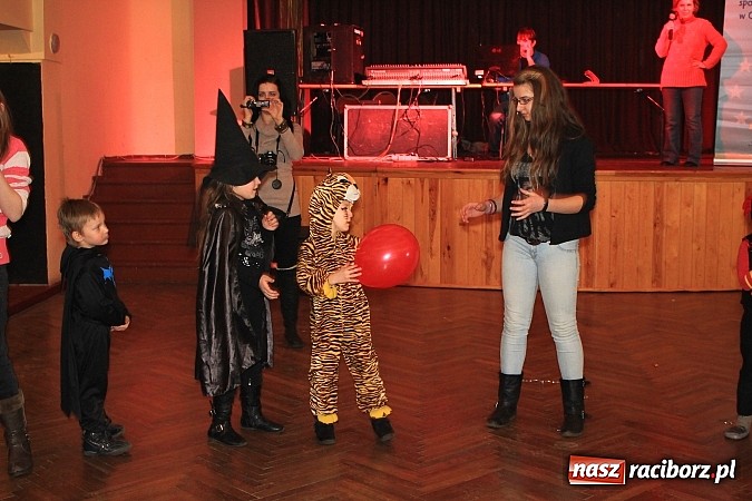 Zdjęcie w galerii na portalu naszraciborz.pl: Integracyjnie i karnawałowo w DK Krzanowice wiadomości z regionu