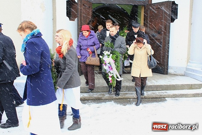 Zdjęcie w galerii na portalu naszraciborz.pl: Ostatnie pożegnanie księdza Ernesta Matei wiadomości z regionu