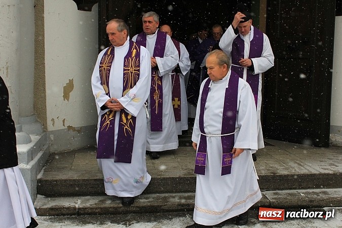 Zdjęcie w galerii na portalu naszraciborz.pl: Ostatnie pożegnanie księdza Ernesta Matei wiadomości z regionu