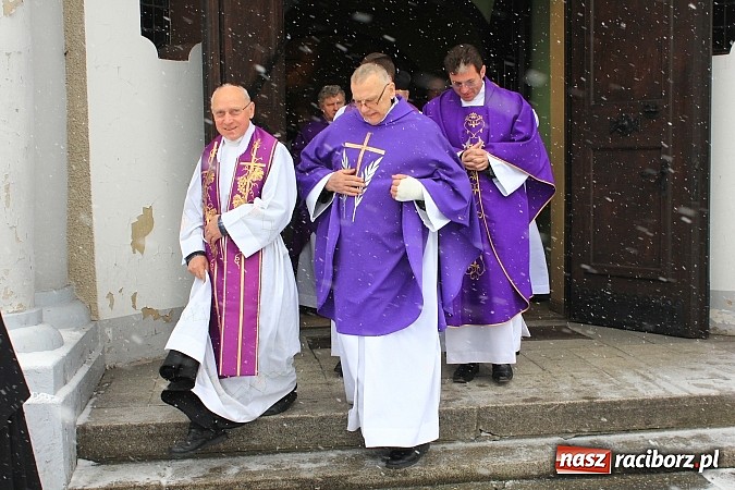 Zdjęcie w galerii na portalu naszraciborz.pl: Ostatnie pożegnanie księdza Ernesta Matei wiadomości z regionu