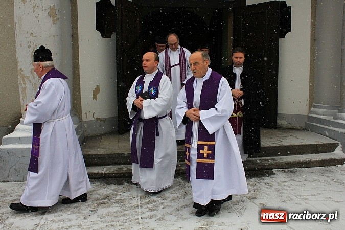 Zdjęcie w galerii na portalu naszraciborz.pl: Ostatnie pożegnanie księdza Ernesta Matei wiadomości z regionu