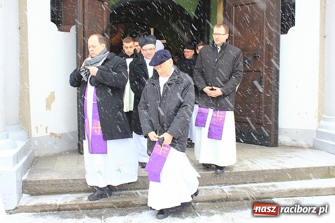 Zdjęcie w galerii na portalu naszraciborz.pl: Ostatnie pożegnanie księdza Ernesta Matei wiadomości z regionu