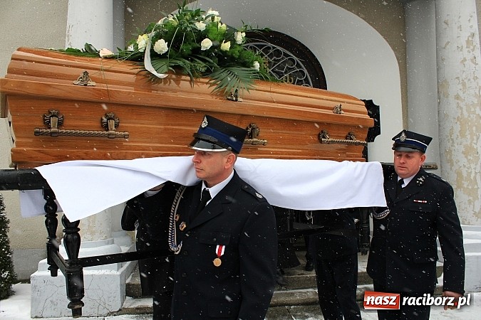 Zdjęcie w galerii na portalu naszraciborz.pl: Ostatnie pożegnanie księdza Ernesta Matei wiadomości z regionu