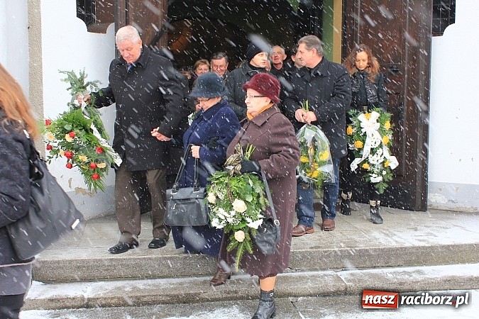 Zdjęcie w galerii na portalu naszraciborz.pl: Ostatnie pożegnanie księdza Ernesta Matei wiadomości z regionu