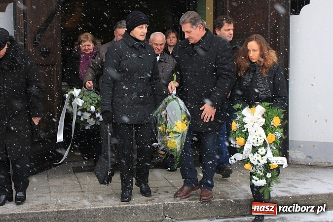 Zdjęcie w galerii na portalu naszraciborz.pl: Ostatnie pożegnanie księdza Ernesta Matei wiadomości z regionu