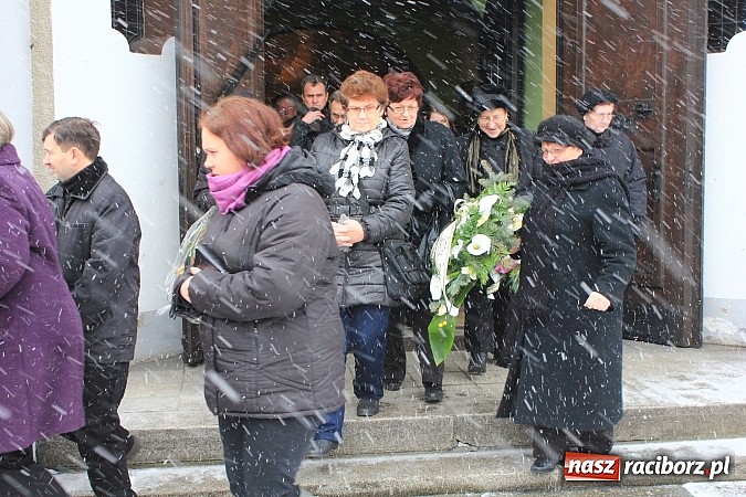 Zdjęcie w galerii na portalu naszraciborz.pl: Ostatnie pożegnanie księdza Ernesta Matei wiadomości z regionu