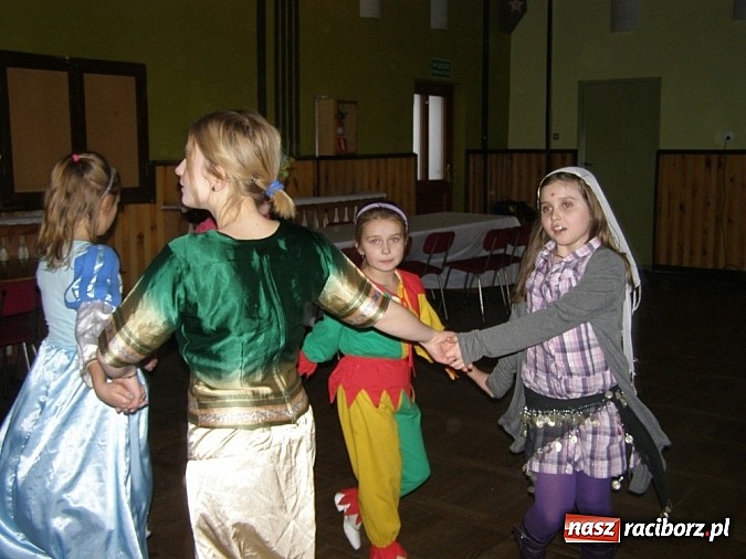 Zdjęcie w galerii na portalu naszraciborz.pl: W Borucinie pożegnali karnawał wiadomości z regionu
