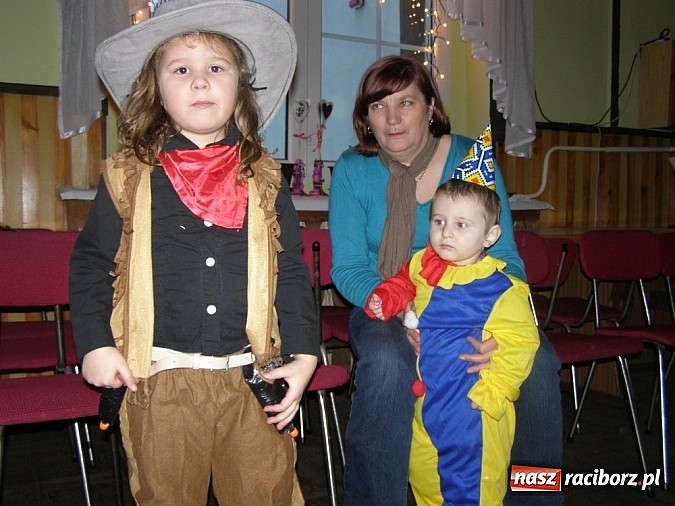 Zdjęcie w galerii na portalu naszraciborz.pl: W Borucinie pożegnali karnawał wiadomości z regionu