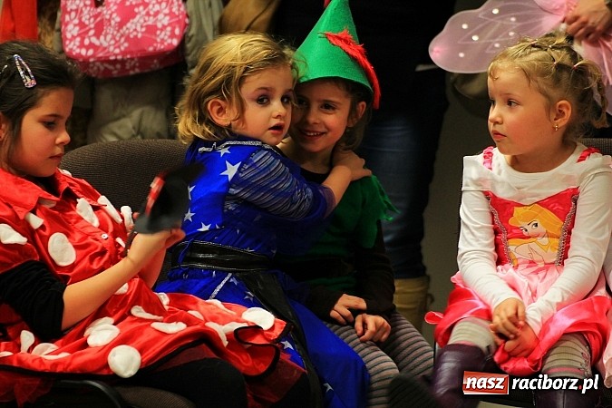 Zdjęcie w galerii na portalu naszraciborz.pl: Ostatkowe szaleństwo w Pietrowicach Wielkich wiadomości z regionu