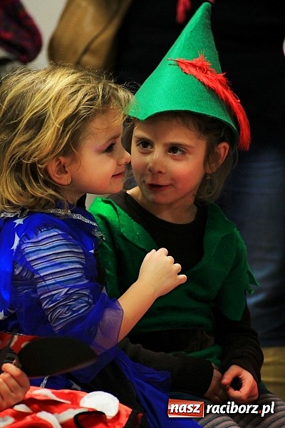 Zdjęcie w galerii na portalu naszraciborz.pl: Ostatkowe szaleństwo w Pietrowicach Wielkich wiadomości z regionu