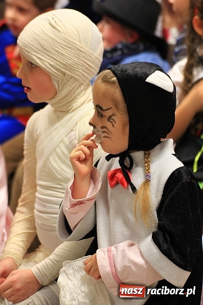 Zdjęcie w galerii na portalu naszraciborz.pl: Ostatkowe szaleństwo w Pietrowicach Wielkich wiadomości z regionu