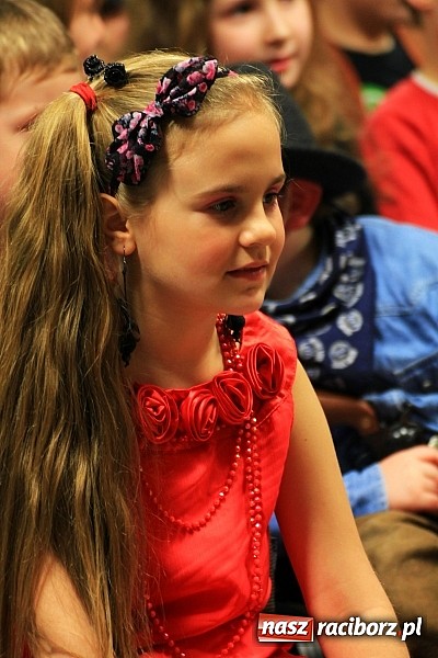 Zdjęcie w galerii na portalu naszraciborz.pl: Ostatkowe szaleństwo w Pietrowicach Wielkich wiadomości z regionu