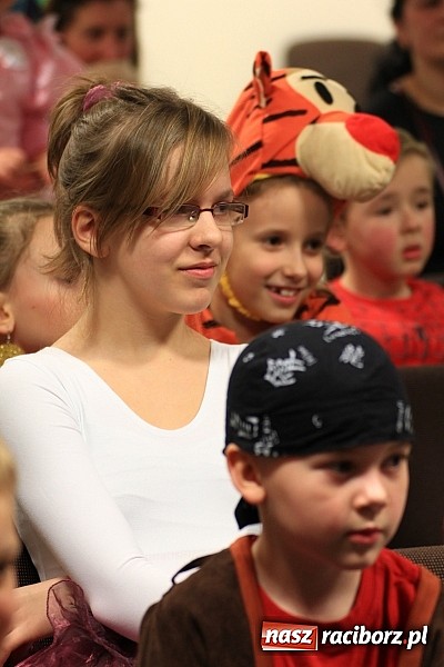 Zdjęcie w galerii na portalu naszraciborz.pl: Ostatkowe szaleństwo w Pietrowicach Wielkich wiadomości z regionu