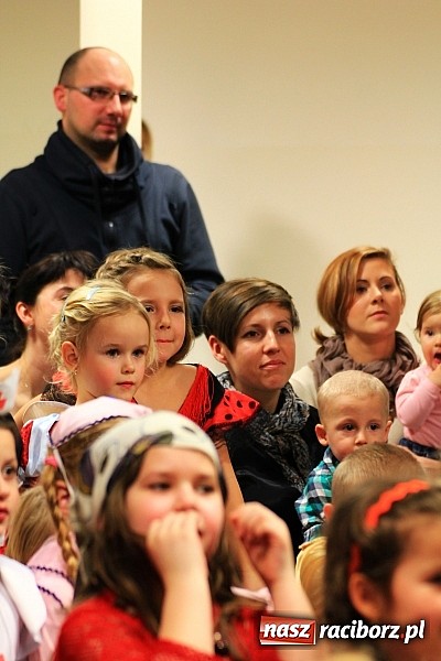 Zdjęcie w galerii na portalu naszraciborz.pl: Ostatkowe szaleństwo w Pietrowicach Wielkich wiadomości z regionu