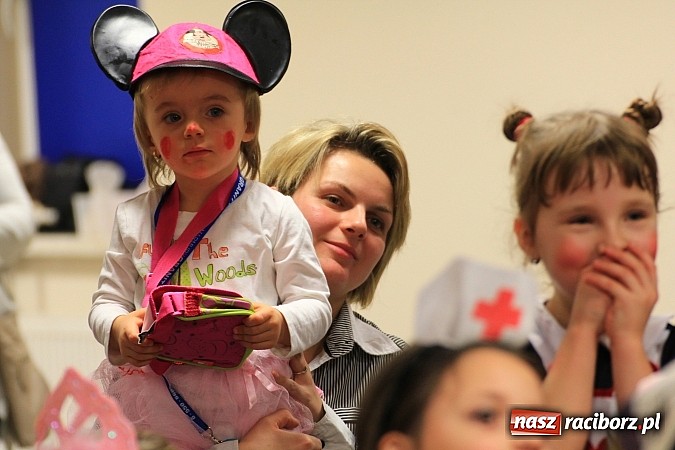 Zdjęcie w galerii na portalu naszraciborz.pl: Ostatkowe szaleństwo w Pietrowicach Wielkich wiadomości z regionu