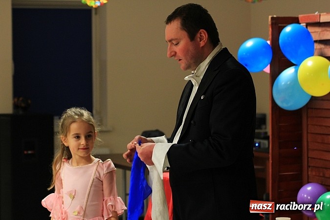 Zdjęcie w galerii na portalu naszraciborz.pl: Ostatkowe szaleństwo w Pietrowicach Wielkich wiadomości z regionu