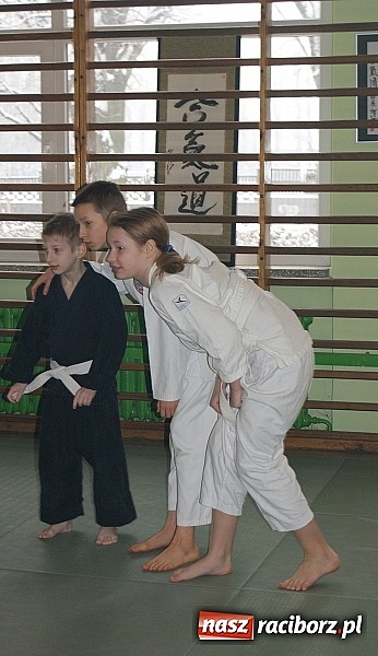 Zdjęcie w galerii na portalu naszraciborz.pl: Ćwiczą samoobronę w Raciborskim Ośrodku Aikido wiadomości z regionu