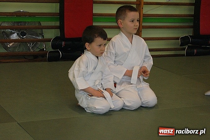 Zdjęcie w galerii na portalu naszraciborz.pl: Ćwiczą samoobronę w Raciborskim Ośrodku Aikido wiadomości z regionu