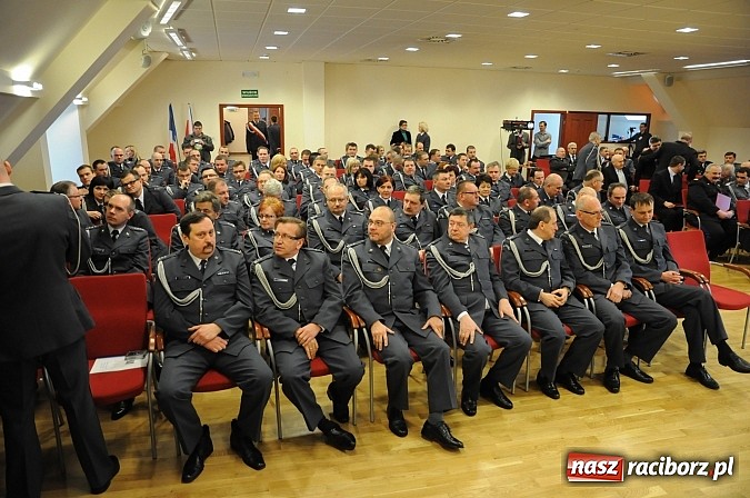 Zdjęcie w galerii na portalu naszraciborz.pl: Śląski Okręg Służby Więziennej świętował w Raciborzu. Na zamku otwarto izbę pamięci SW wiadomości z regionu