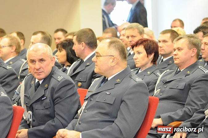 Zdjęcie w galerii na portalu naszraciborz.pl: Śląski Okręg Służby Więziennej świętował w Raciborzu. Na zamku otwarto izbę pamięci SW wiadomości z regionu