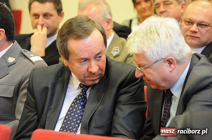 Zdjęcie w galerii na portalu naszraciborz.pl: Śląski Okręg Służby Więziennej świętował w Raciborzu. Na zamku otwarto izbę pamięci SW wiadomości z regionu