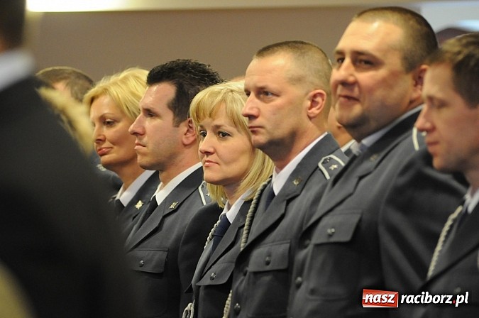 Zdjęcie w galerii na portalu naszraciborz.pl: Śląski Okręg Służby Więziennej świętował w Raciborzu. Na zamku otwarto izbę pamięci SW wiadomości z regionu