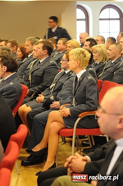 Zdjęcie w galerii na portalu naszraciborz.pl: Śląski Okręg Służby Więziennej świętował w Raciborzu. Na zamku otwarto izbę pamięci SW wiadomości z regionu