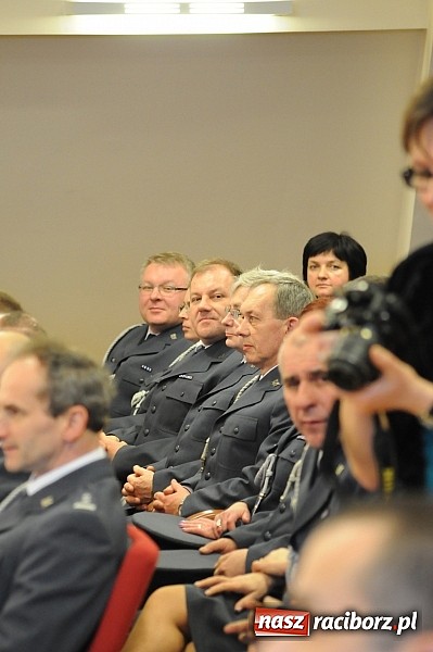 Zdjęcie w galerii na portalu naszraciborz.pl: Śląski Okręg Służby Więziennej świętował w Raciborzu. Na zamku otwarto izbę pamięci SW wiadomości z regionu