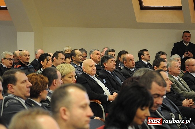 Zdjęcie w galerii na portalu naszraciborz.pl: Śląski Okręg Służby Więziennej świętował w Raciborzu. Na zamku otwarto izbę pamięci SW wiadomości z regionu