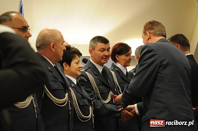 Zdjęcie w galerii na portalu naszraciborz.pl: Śląski Okręg Służby Więziennej świętował w Raciborzu. Na zamku otwarto izbę pamięci SW wiadomości z regionu