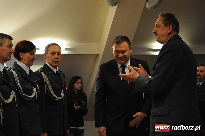 Zdjęcie w galerii na portalu naszraciborz.pl: Śląski Okręg Służby Więziennej świętował w Raciborzu. Na zamku otwarto izbę pamięci SW wiadomości z regionu